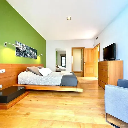 In Mit Terrasse, Whirlpool Und Grill Semesterbostad *